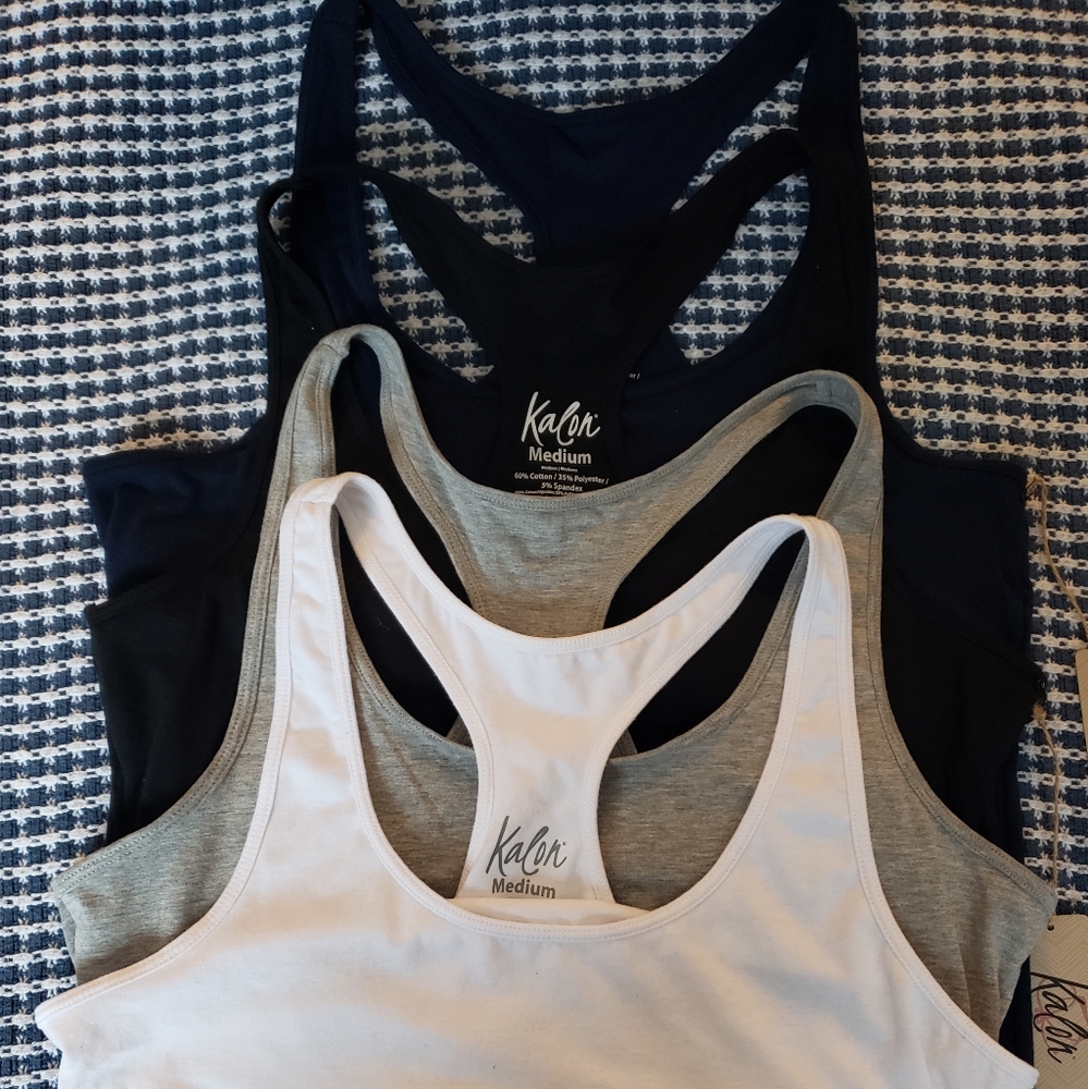 Bundle of 4 TankTops